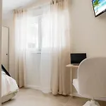 Villa-luxe New 5br Heated Pool & Bbq Kitchen At Prime Location Near Puerto Marina &