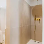 Villa Villa-luxe New 5br Heated Pool & Bbq Kitchen At Prime Location Near Puerto Marina & Benalmadena