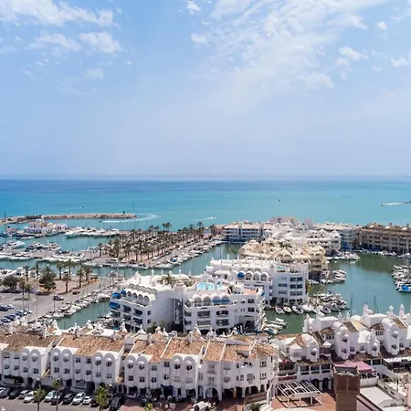 Villa-luxe New 5br Heated Pool & Bbq Kitchen At Prime Location Near Puerto Marina & Villa *