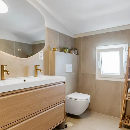 Villa Villa-luxe New 5br Heated Pool & Bbq Kitchen At Prime Location Near Puerto Marina & *