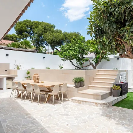 Villa-luxe New 5br Heated Pool & Bbq Kitchen At Prime Location Near Puerto Marina & Villa