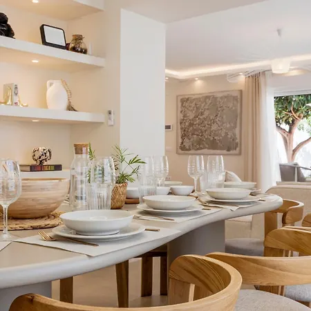 Villa Villa-luxe New 5br Heated Pool & Bbq Kitchen At Prime Location Near Puerto Marina & *