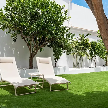 Villa-luxe New 5br Heated Pool & Bbq Kitchen At Prime Location Near Puerto Marina &