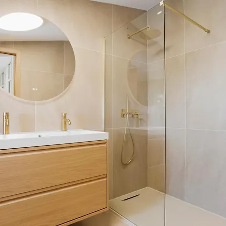 Villa Villa-luxe New 5br Heated Pool & Bbq Kitchen At Prime Location Near Puerto Marina & *